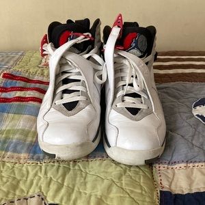 Retro Jordan 8 Bugs Bunny  White/Hyper Blue-True Red-Flint Grey